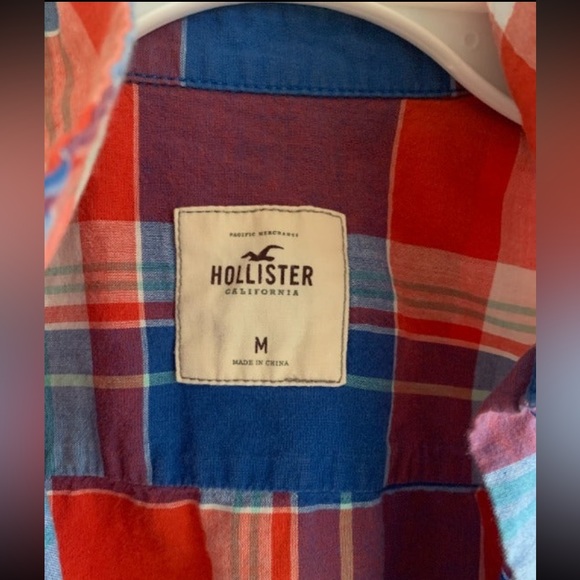 Hollister Plaid Red and Blue Button Down Shirt Size Medium - Picture 2 of 2